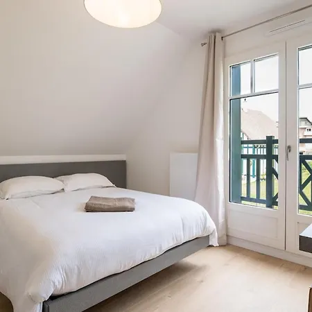 Villa House In With Magnificent Views
