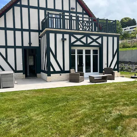 House In With Magnificent Views Deauville